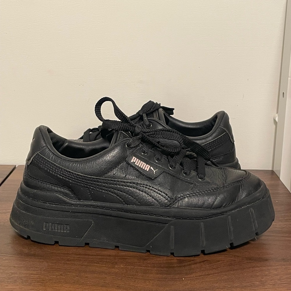 Puma Women’s Black Sneakers
